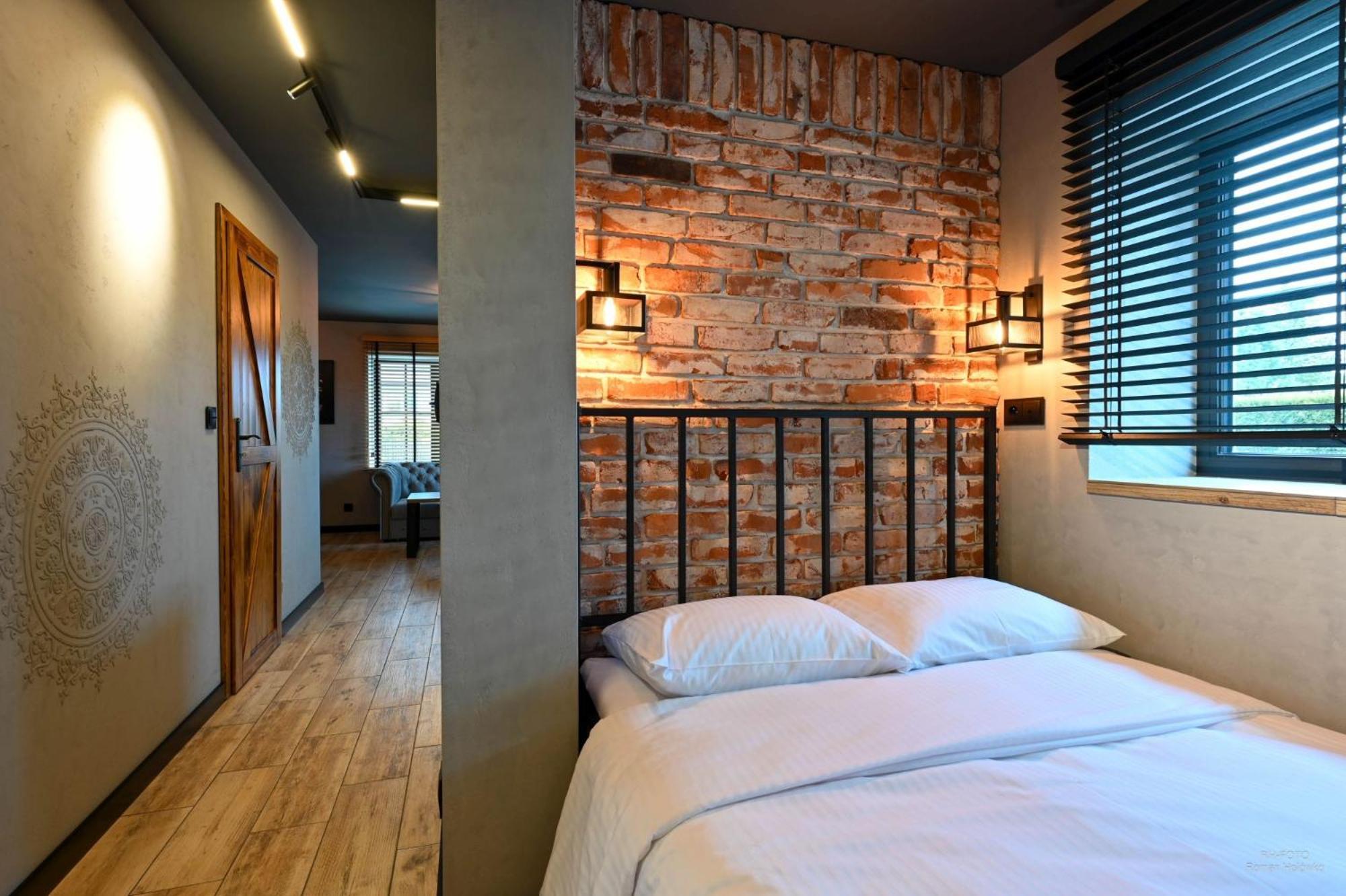 Aparthotel Mamma Mia - ออชเวียนชิม ภายนอก รูปภาพ