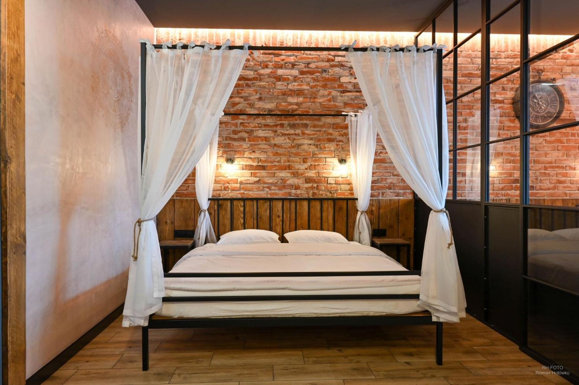 Aparthotel Mamma Mia - ออชเวียนชิม ภายนอก รูปภาพ