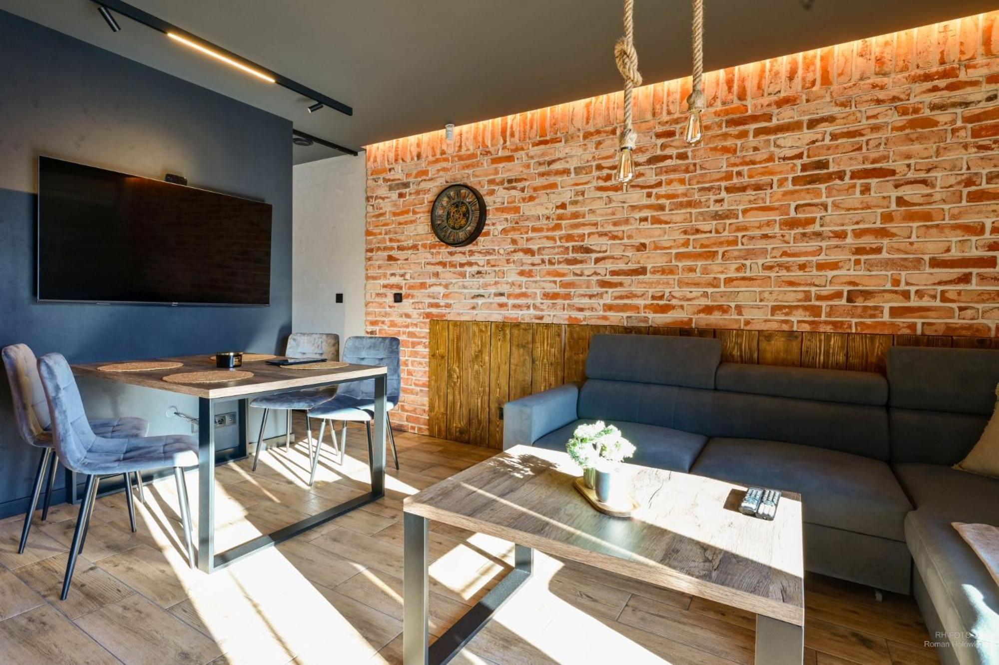 Aparthotel Mamma Mia - ออชเวียนชิม ภายนอก รูปภาพ