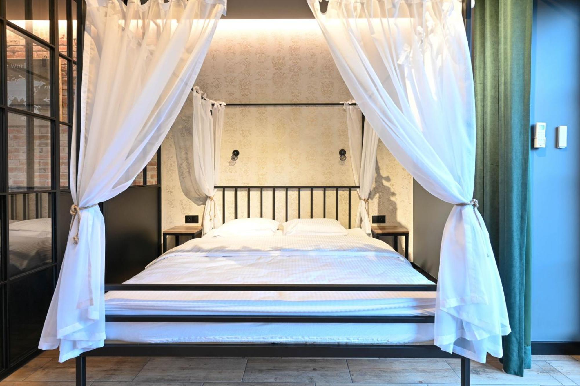 Aparthotel Mamma Mia - ออชเวียนชิม ภายนอก รูปภาพ