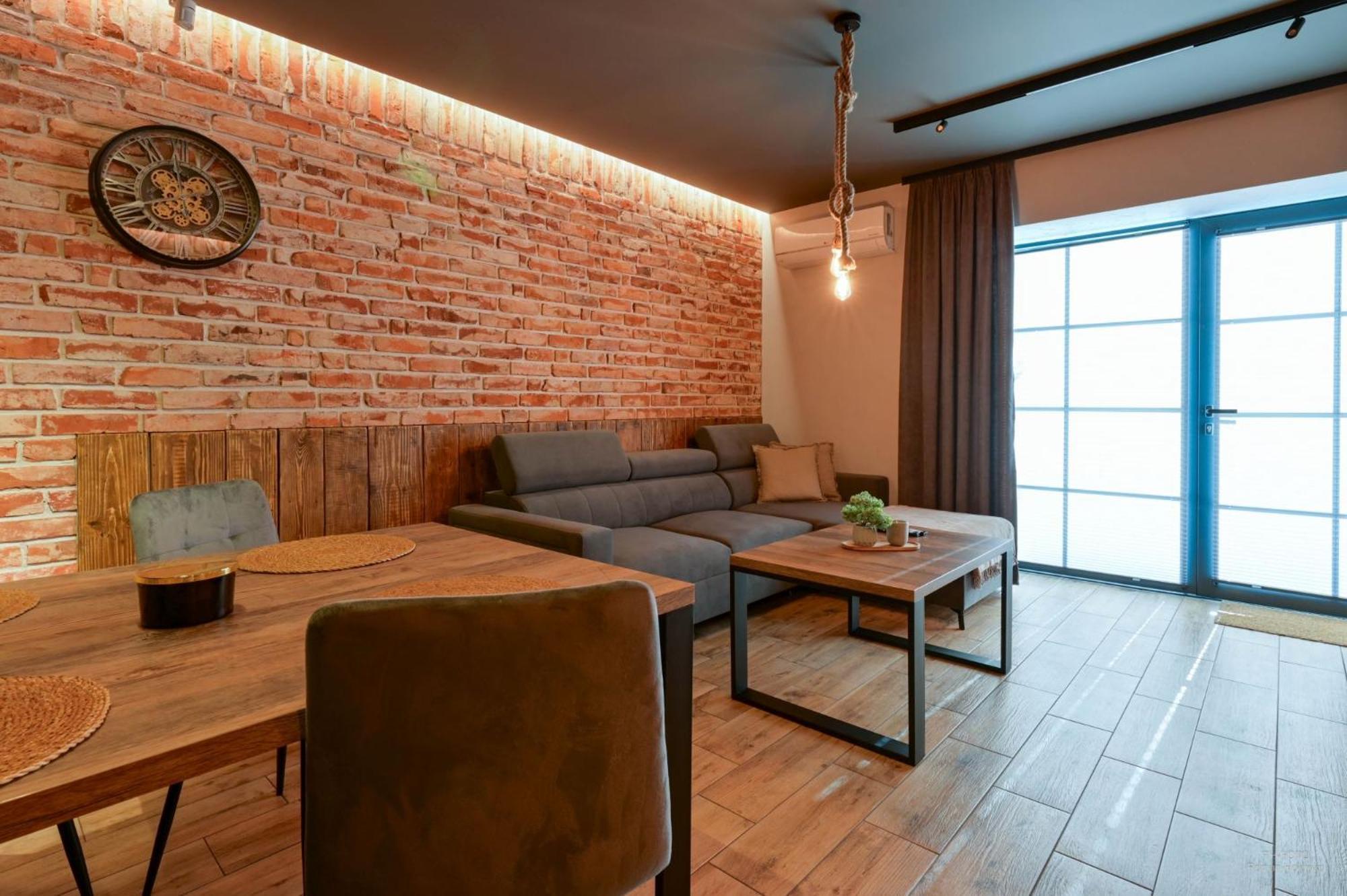 Aparthotel Mamma Mia - ออชเวียนชิม ภายนอก รูปภาพ