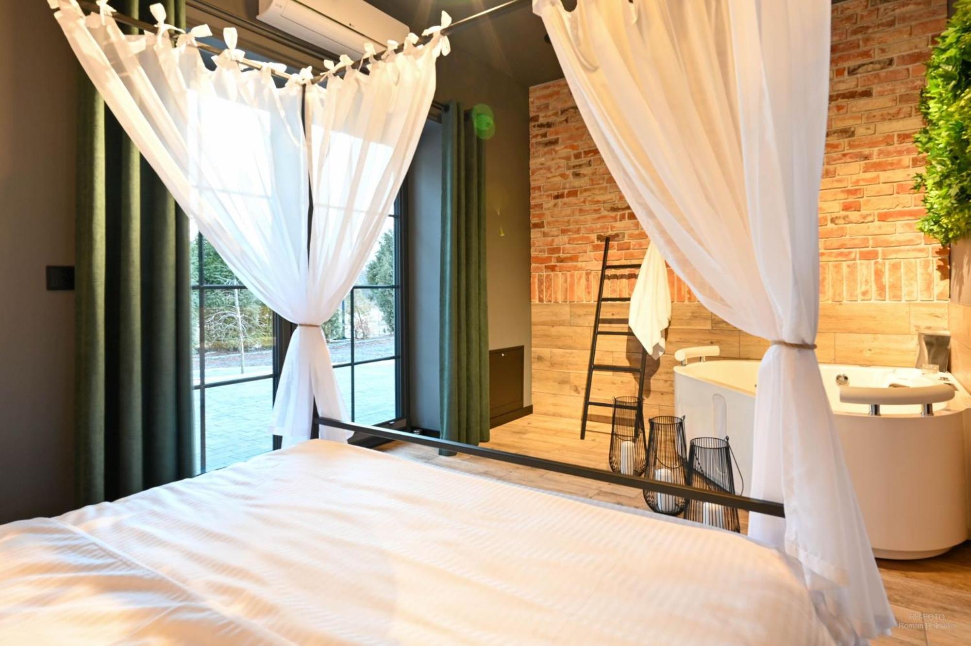 Aparthotel Mamma Mia - ออชเวียนชิม ภายนอก รูปภาพ